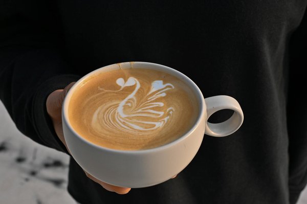 Discover Manchester's Premier Spots for Luxurious Custom Velvet Evening Dresses